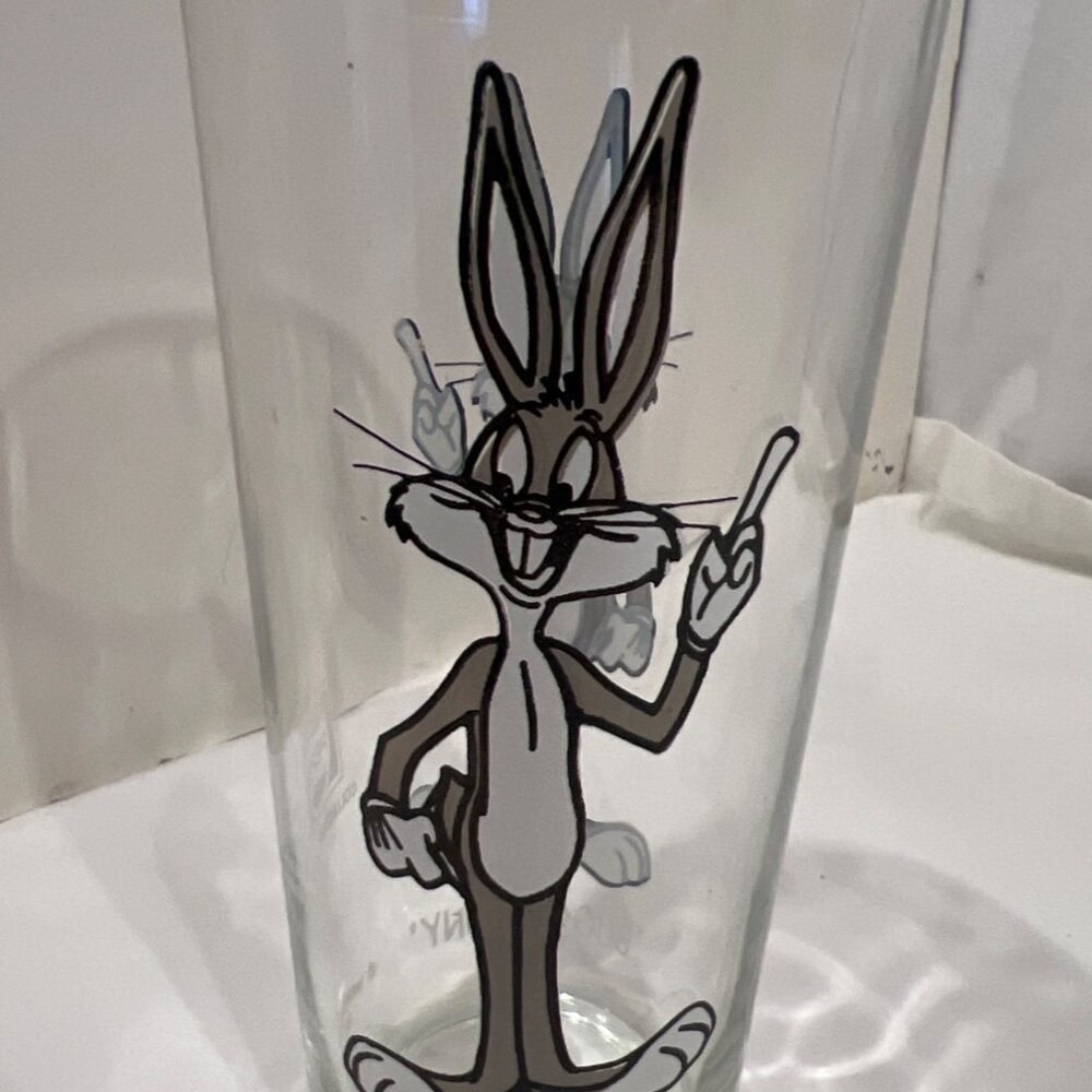 PEPSI Collector Series BUGS BUNNY 1973 Warner Bros glass Vintage